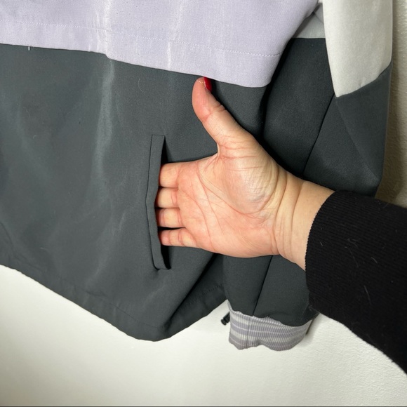 Avia 1/2 Zip Lavender Black Colorblock Jacket with pockets. Size Large - Picture 3 of 5